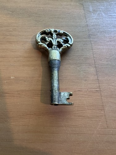 Authentic antique skeleton key - antique,