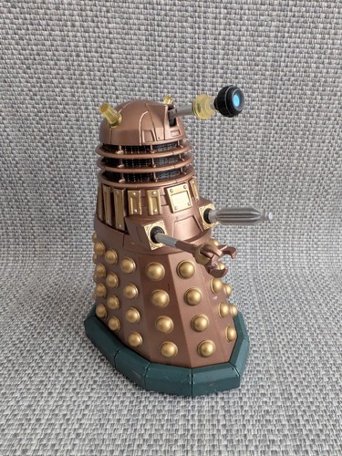 Doctor who dalek figure - doctor,