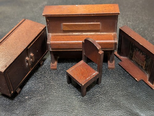 Vintage wooden doll house - vintage, doll's