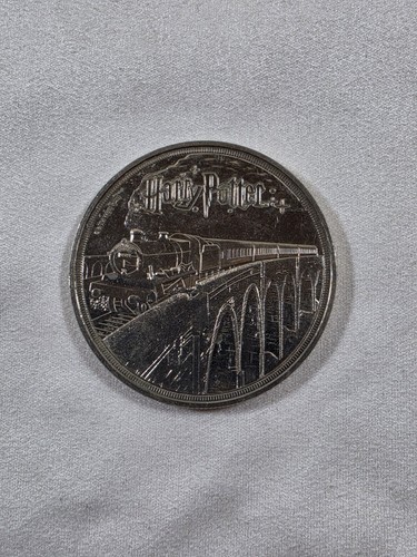 Harry potter coin hogwarts - potter, £5