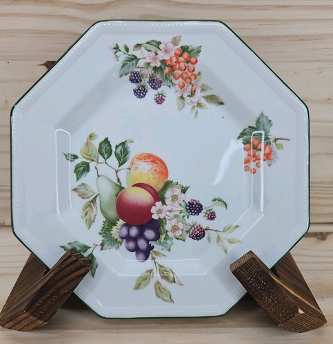 Octagonal plate with - octagonal, fruit