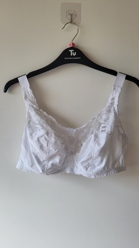Marks spencer white - &,