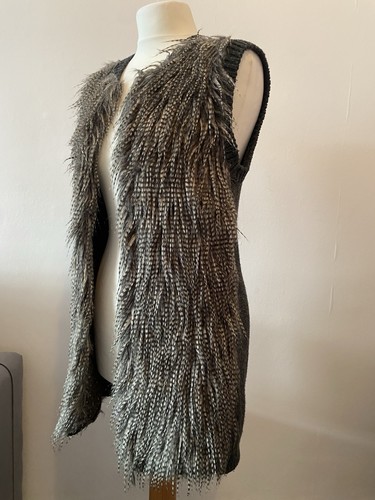 Grey faux fur knitted - knitted, back