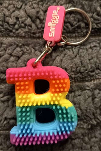 Smiggle letter keyring - letter, b