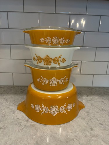 Pyrex butterfly gold - pyrex, casserole