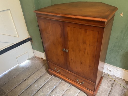 Mahogany wood effect corner - wood, tv