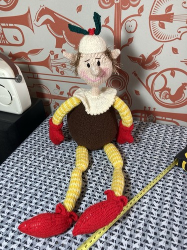 Hand knitted christmas pud elf - pud,