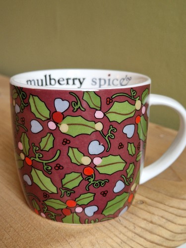 Queens julie dodsworth mug - queens,