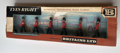 Britains eyes right 7148 - britains,