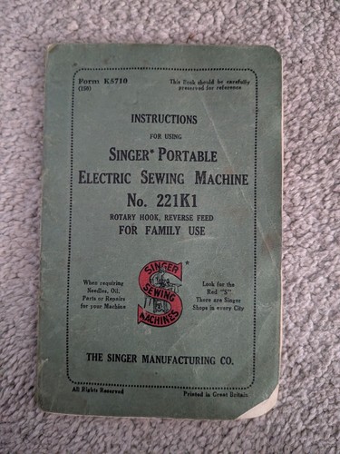 Vintage singer portable - singer,