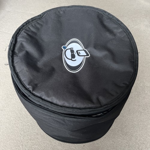 Protection racket 16 - racket, x