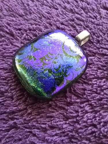 Stunning dichroic glass - stunning,