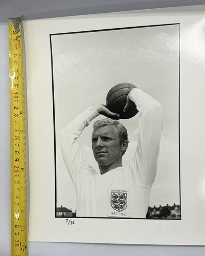 Bobby moore ltd edition photo - bobby,