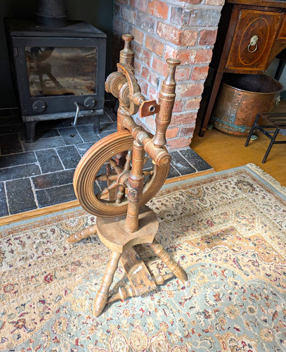 Vintage wooden spinning wheel - vintage,