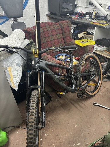 Danny harts old frame - old,