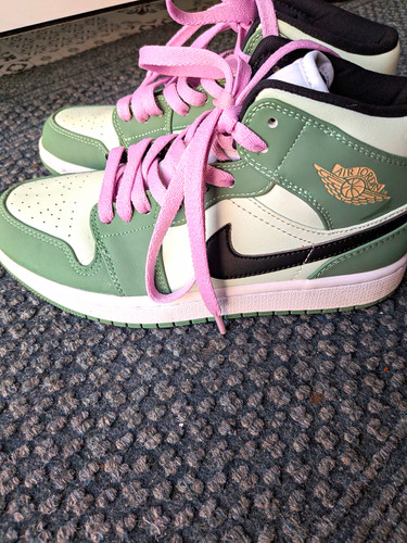 Jordan air mid - air,