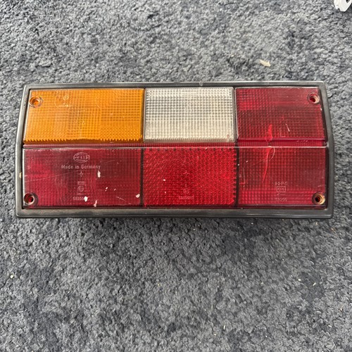 T25 rear back light left - back,