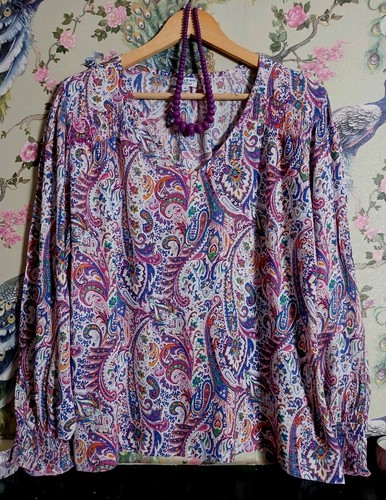 Vintage style white - , &