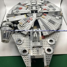 LEGO Star Wars 75105