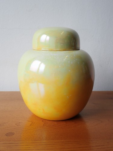 Ruskin pottery yellow lustre - yellow,