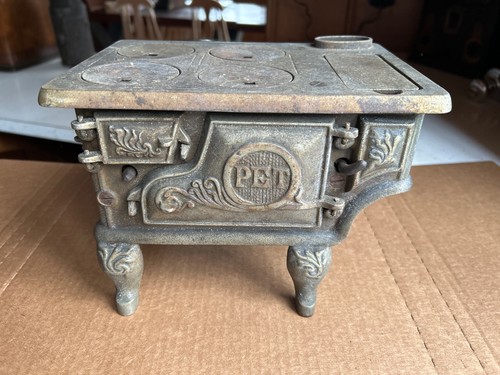 Antique pet victorian - antique,