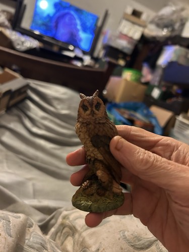 Royal doulton owl figurine - royal,