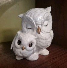 ROYAL OSBOURNE OWL FIGURINE