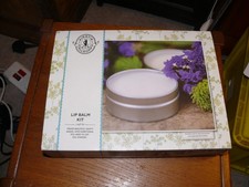 Kirstie Allsopp Natural Lip