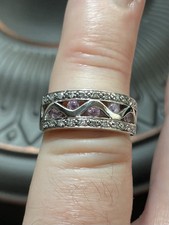 9ct White Gold Ladies Beautiful.25 Diamond And Pink Sapphire Heavy Ring Size N