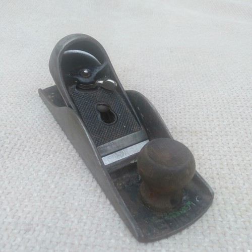 Stanley 220 carpenters - stanley,