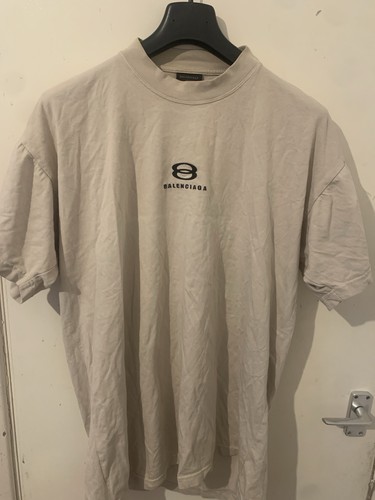 Balenciaga oversized logo - balenciaga,