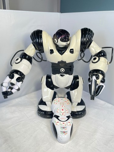 Wowwee robosapien original - robosapien,