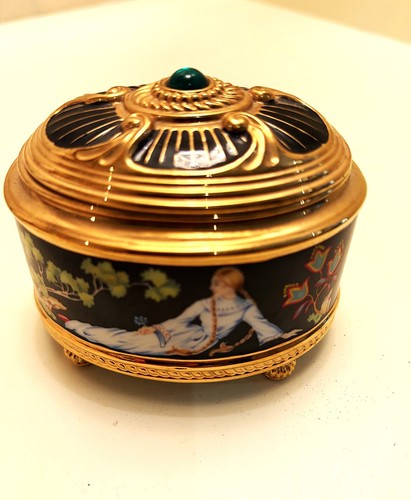 Franklin mint faberge - faberge, music