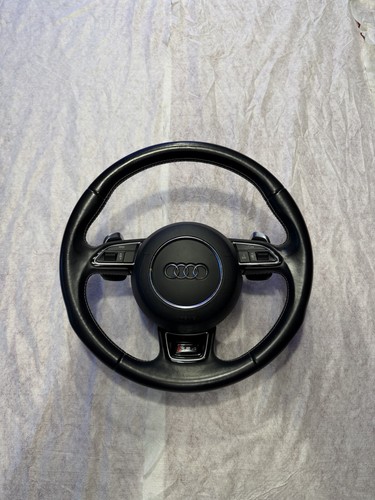 Audi rs4 steering wheel - s4/rs4,
