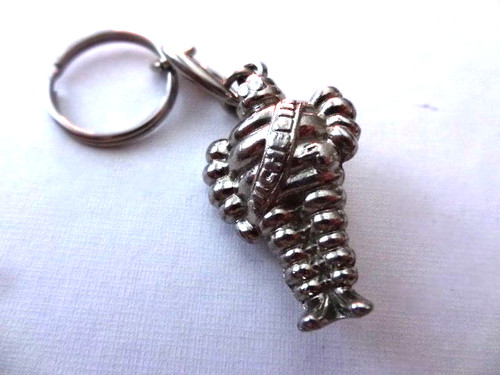 Vintage solid metal - solid,