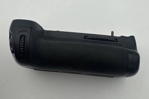 Vertical camera battery - vertical, grip