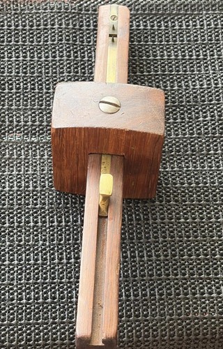 Antique mortise and marking - mortise,