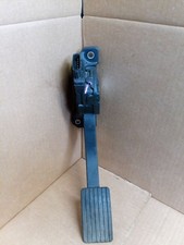 MITSUBISHI L200 THROTTLE PEDAL