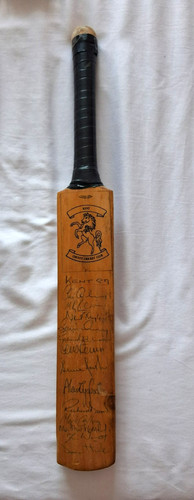 Signed mini cricket bat - signed,