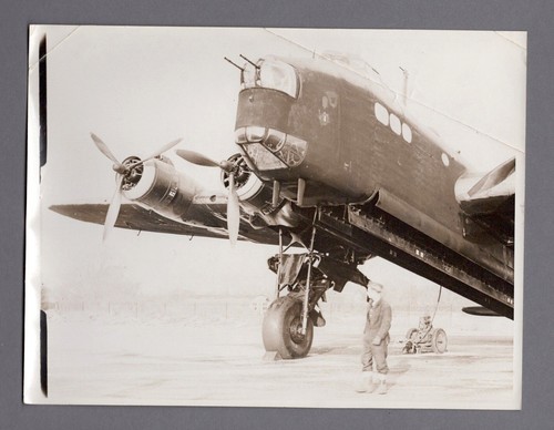 Short stirling bomber - stirling, large