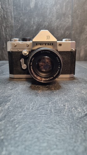 Petri slr 35mm film - v6,
