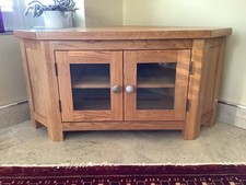 Corner TV Cabinet. Solid Oak 2