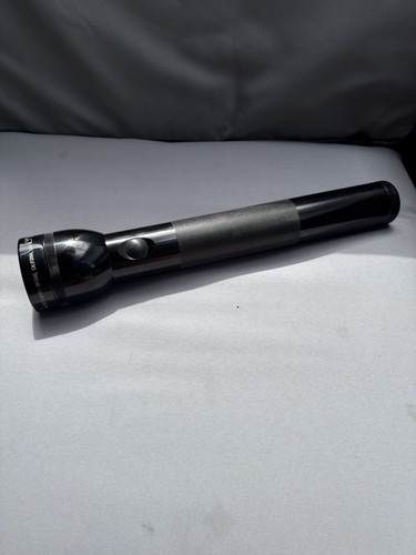 Mag lite cell torch - 3d,