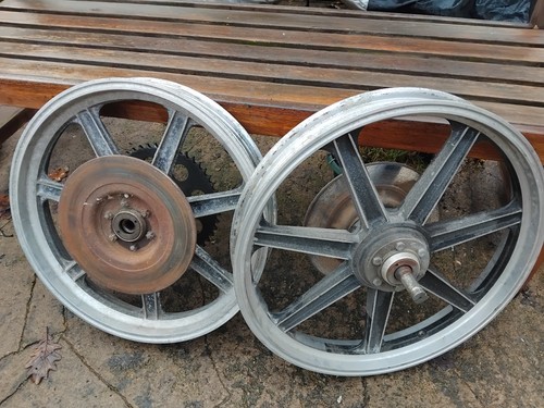 Triumph t140d lester wheels - =,