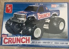 AMT Nestle Crunch Monster Truck Snap it 1:32 Model Kit