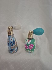 Brightly coloured flower - x,