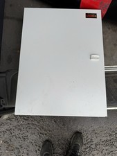 Crabtree Loadstar 400v