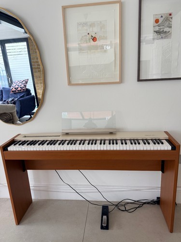 Roland f50 digital piano - roland,