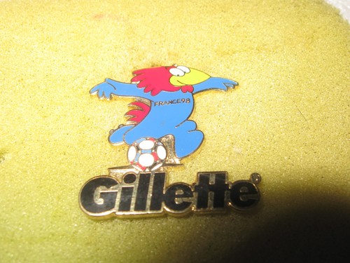 Rare old 1998 football - football, world