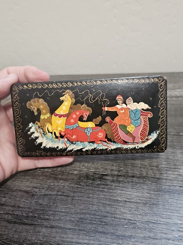 Fedoskino signed hand painted - hand,